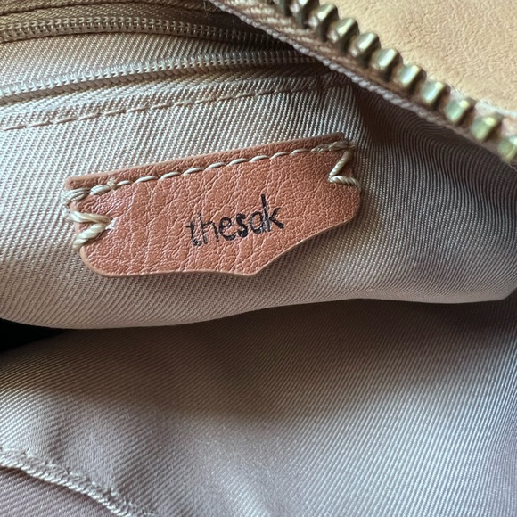 The Sak Leather Purse - Picture 6 of 9